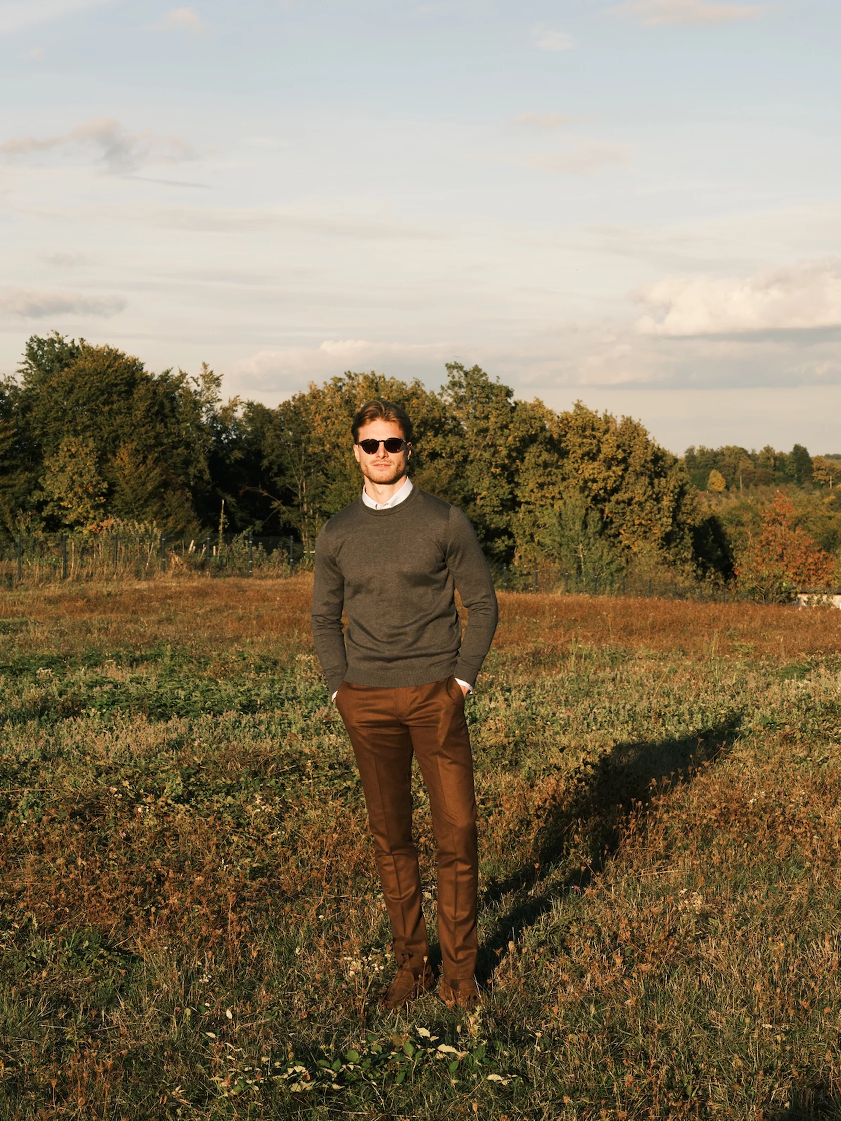 Dark grey pullover - Image 2