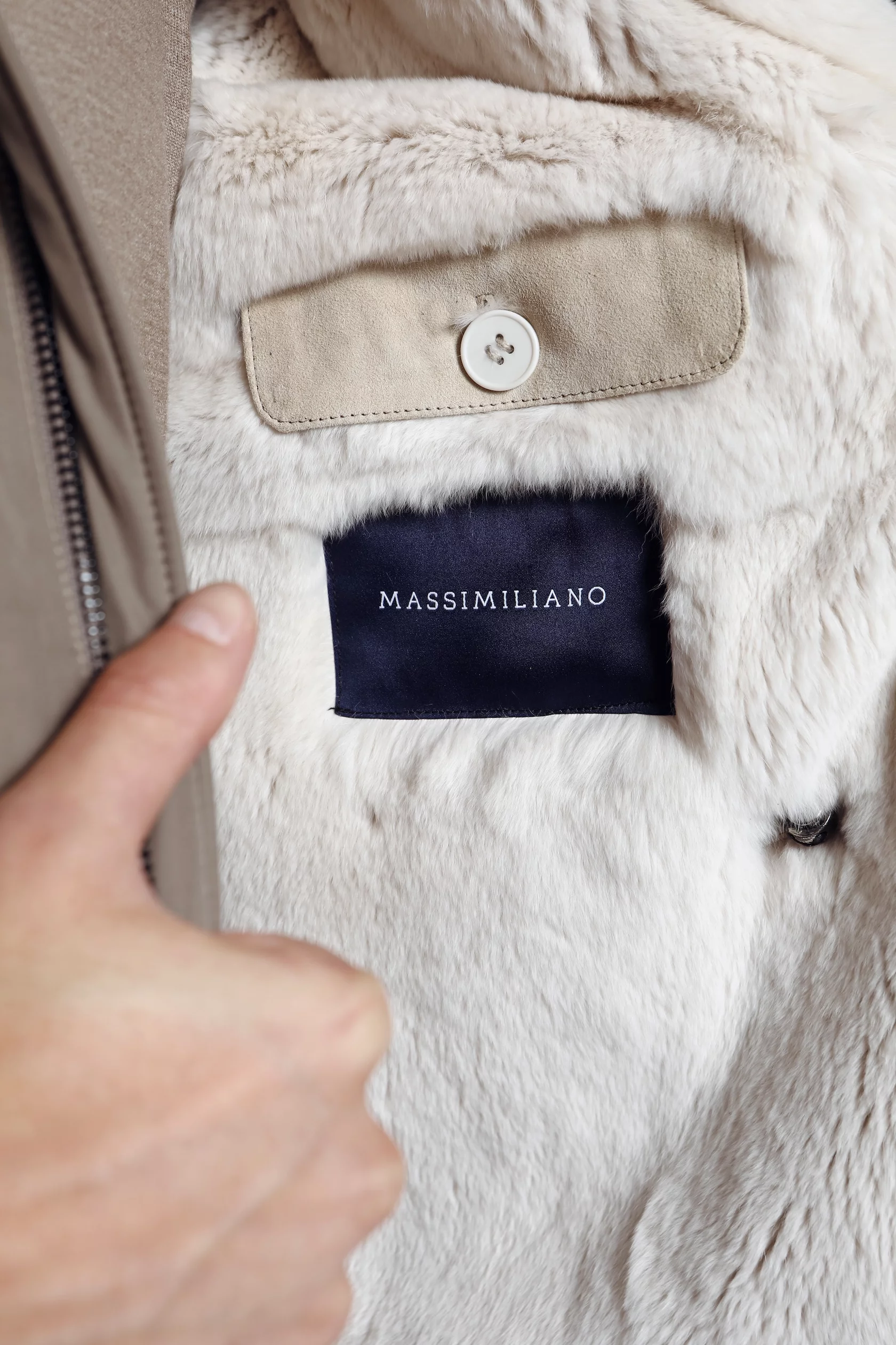 The Prince Albert jacket with rabbit fur - Image 5