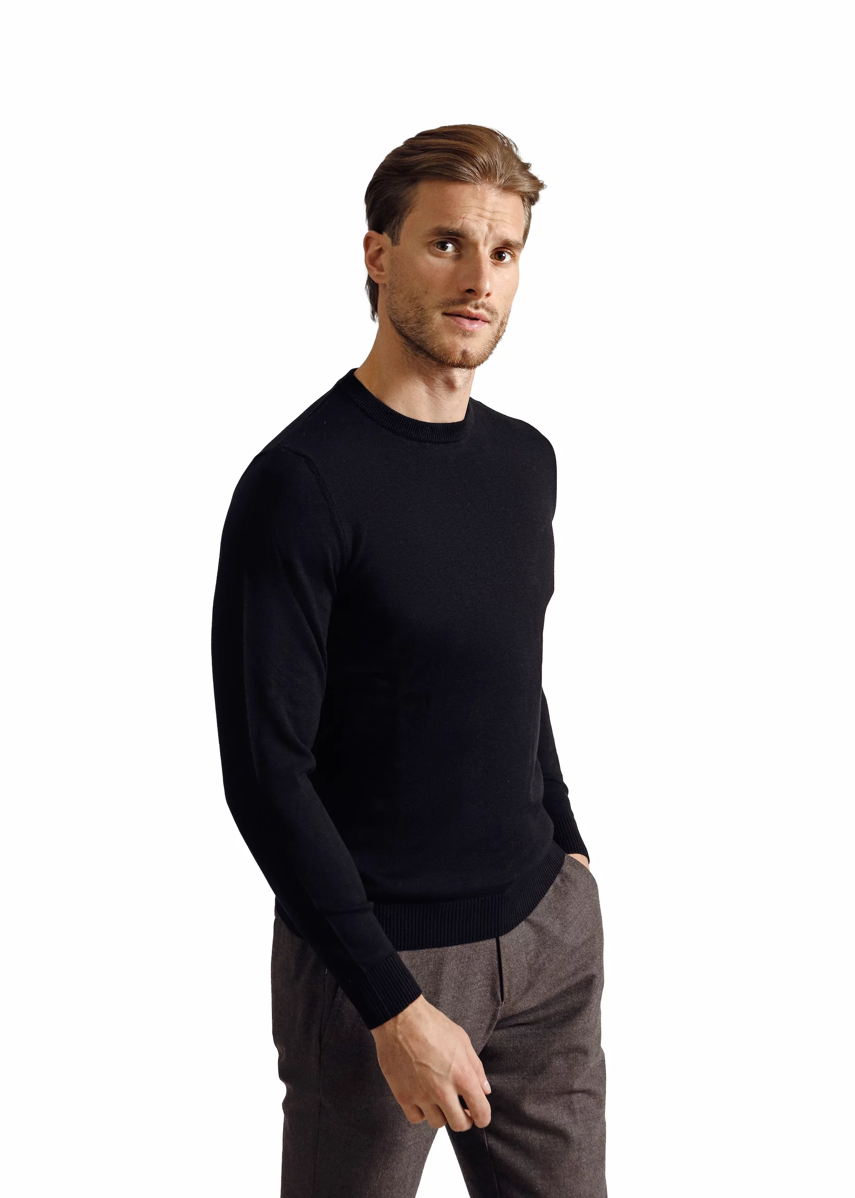 Black pullover - Image 2
